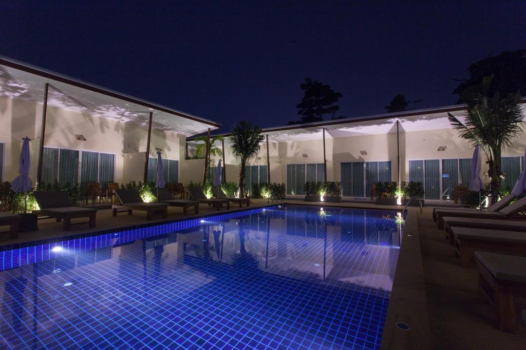 Chalong Princess Pool Villa Resort Sha Extra Plus Ngoại thất bức ảnh